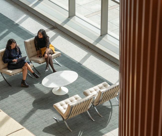 Architecture-Business-Meeting-RY-