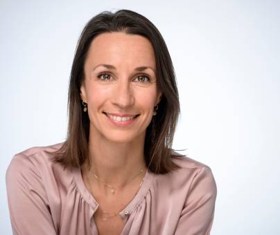 Aurélie ANDRIEUX-BONNEAU Directrice Politiques de santé, Affaires publiques et Communication
